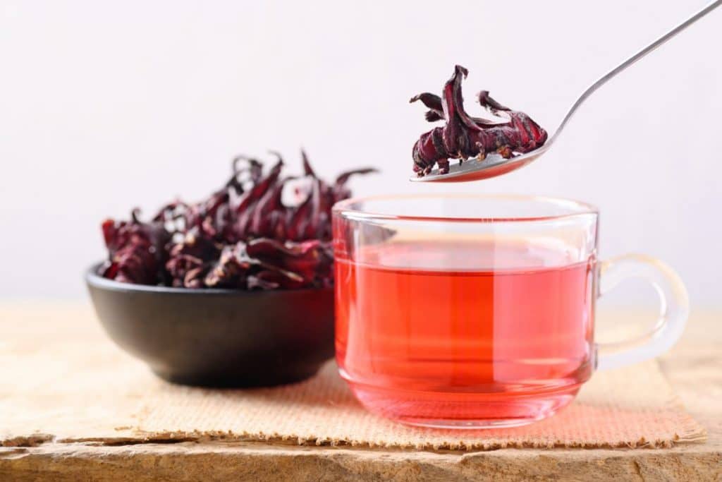 Benefícios do chá de hibisco