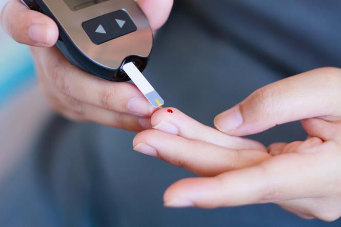 Imagem Complementar do kombiglyze - xr 5mg e 1000mg com 30 comprimidos