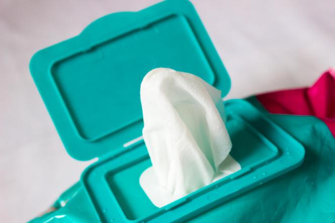 Imagem Complementar do systane lid wipes lenço umedecido para limpeza da pálpebra com 30 unidades