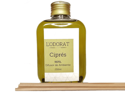 Difusor Com Varetas Refil Ciprés 250 Ml Fragrncia:ciprés L'odorat