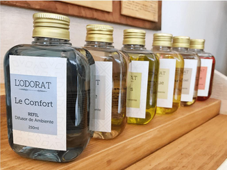 difusor com varetas refil le confort 250 ml fragrncia:le confort l'odorat
